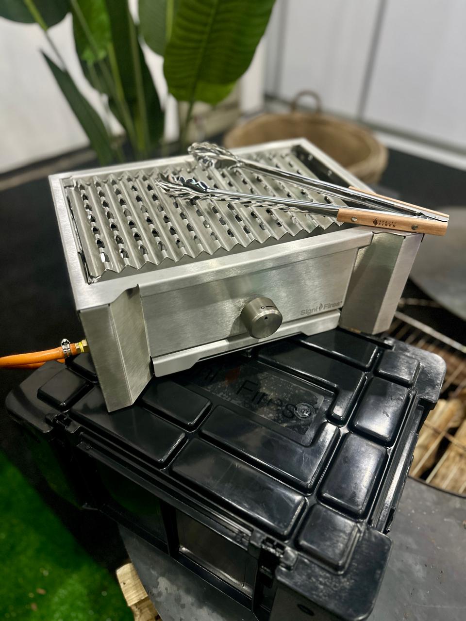 Signi Fires Adventure Grill